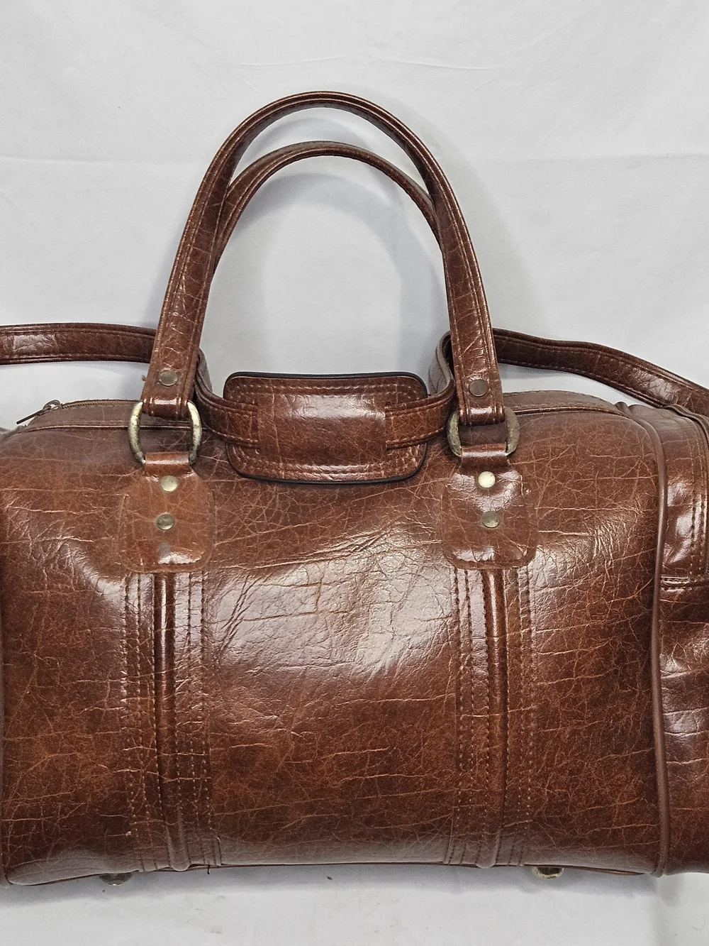 VTG 1970s F.W. Woolworth Faux Aligator Leather Suitcase Carry On Duffle 18